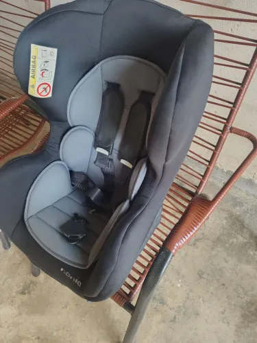 Cadeirinha infantil para carro