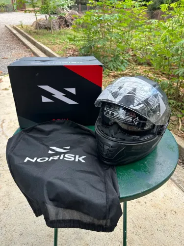 Capacete Norisk District
