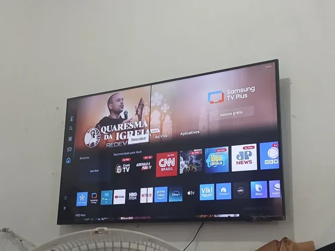 Vende-se uma TV Samsung 50 4k