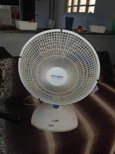 Estou vendendo esse ventilador interessado chama no PV