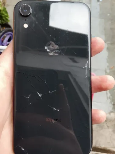 iPhone XR todo original