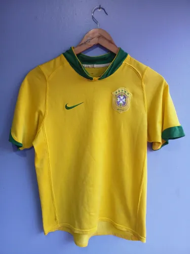 Camisa antiga da Seleção brasileira