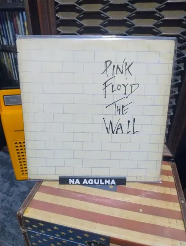 Disco pink Floyd The wall RARO selo Columbia Vermelho 
