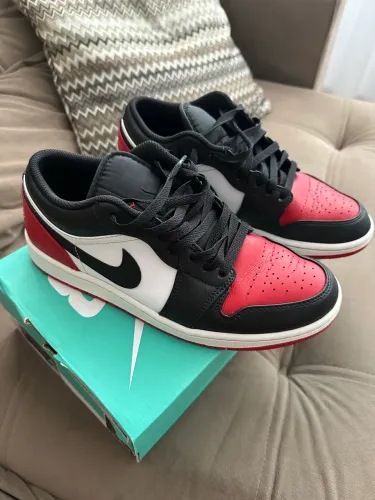 Jordan low Chicago bulls