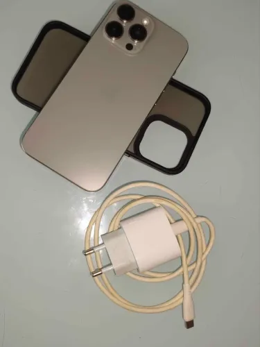 iPhone 16 pro max 512gb