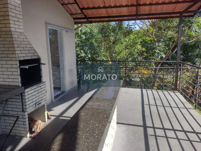 Apartamento 2 Quartos , 1 Vaga de Garagem Próximo Avenida Saramenha.