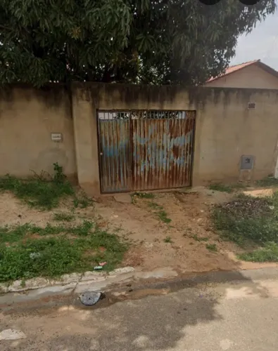 CASA À VENDA COM LAZER COMPLETO NO JARDIM TAQUARI