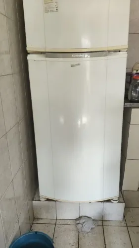 Geladeira Consul em excelente estado!