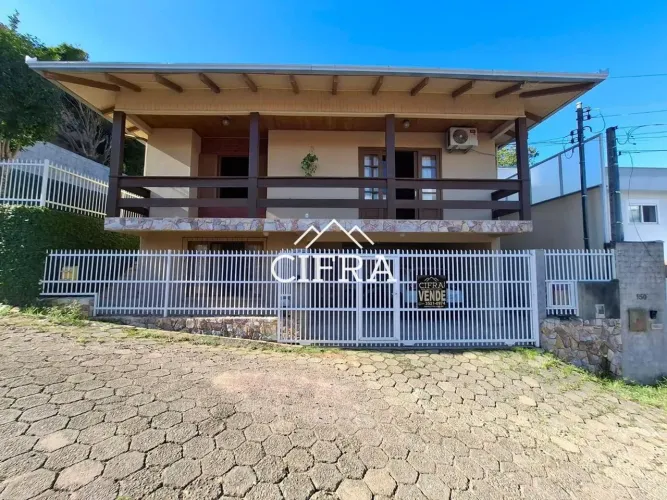 Casa de Alvenaria - Venda - 03 dormitórios - 296m2 - Rua Daniel Andreatta - Sumare - Rio d