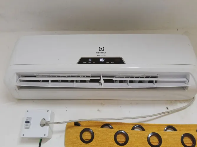 Ar condicionado Eletrolux 12.000 BTUs. R$ 1.200