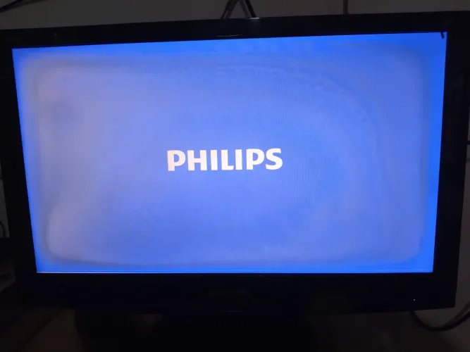Monitor philips 191el. Leia