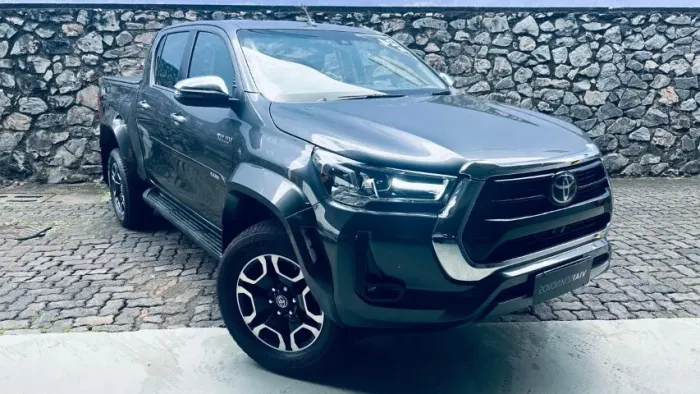 Toyota Hilux CD SRX 4X4 2.8 TDI 16V Diesel Aut. 2024