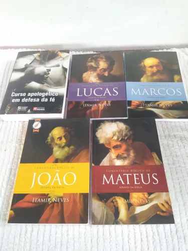 Vendo coleção estudo bíblico.5 volumes, editora Riddel.