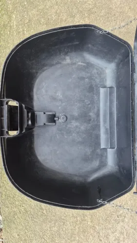 BAÚ PARA MOTO TORK SMART BOX - COM CHAVE E BASE DE FIXAÇÃO