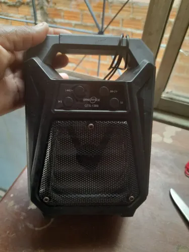 Mine caixinha, muito bom o som 50 reais