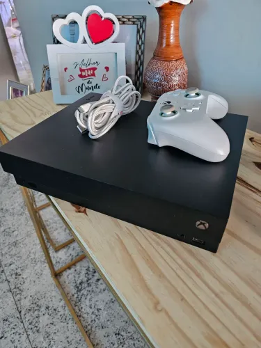 Xbox one x 1 tera passo cartão