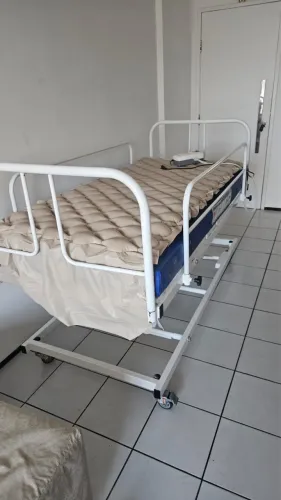 Cama hospitalar + Colchão Pneumático