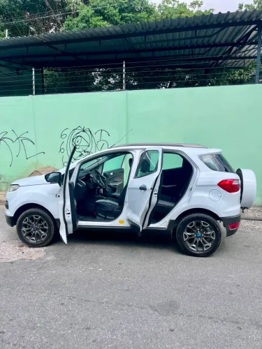 Ford Ecosport Freestyle 1.6 16V Flex 5P 2014