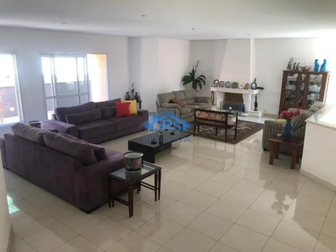 Sobrado à venda em Barueri, Alphaville, com 5 suítes, com 495 m², Alphaville Residencial U