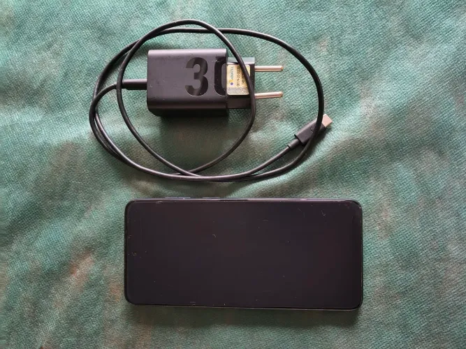 Vendo celular moto g73 5g 128gb