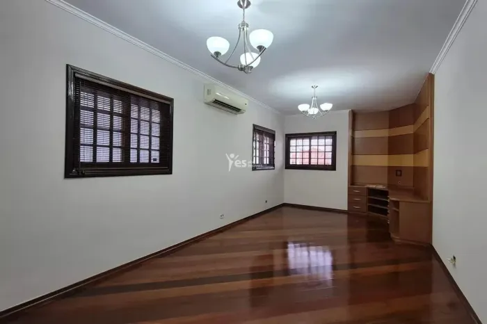 Sobrado, 3 dormitórios, suíte, planejados,10 vg, Bairro Vila Floresta, Santo André/SP. REF