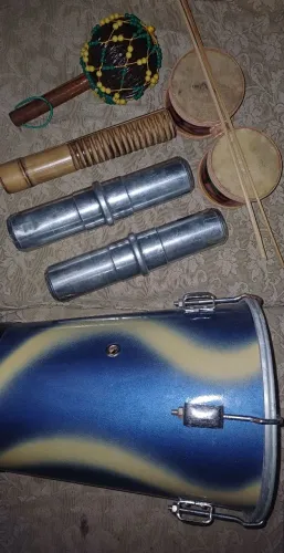Instrumentos musicais 