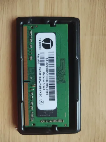 Memória 4GB DDR4 para notebook original Dell 2400MHz
