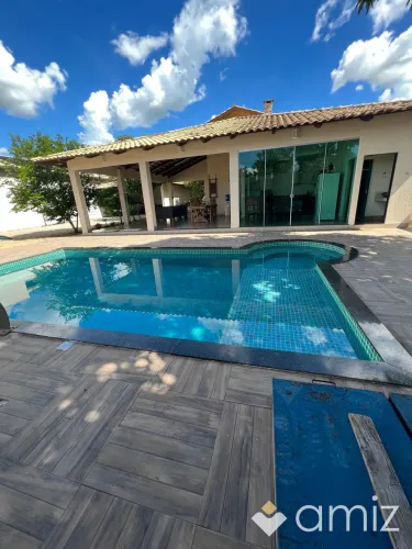 CASA 4 SUÍTES PLENAS ARUANÃ-GO