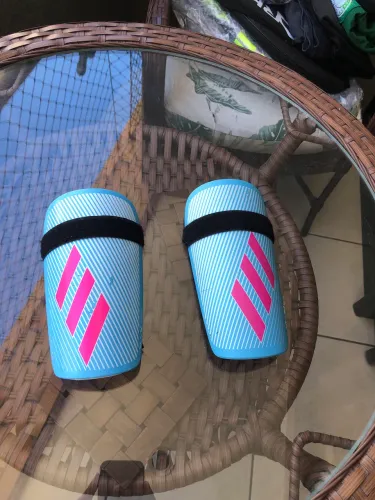 Caneleira adidas
