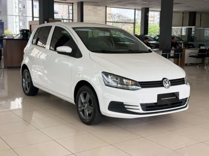 Volkswagen Fox Trendline 1.0 Flex 8V 5P 2015