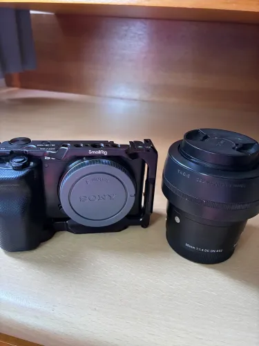 Sony ZVE10 e Sigma 30mm 1.4