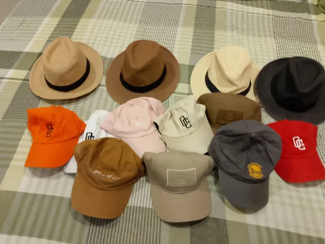 Bonés e chapeus
