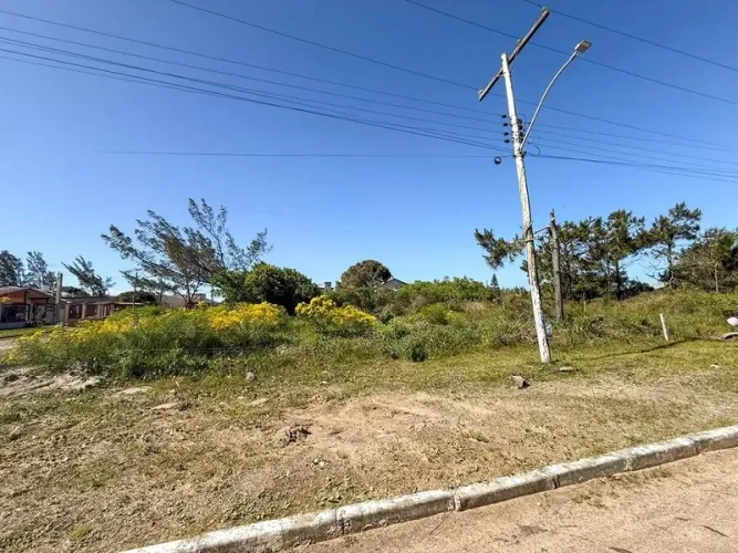Lote à venda no Balneário Presidente em Imbé