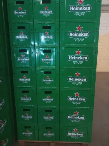 CAIXA HEINEKEN COM CASCOS R$ 40,00