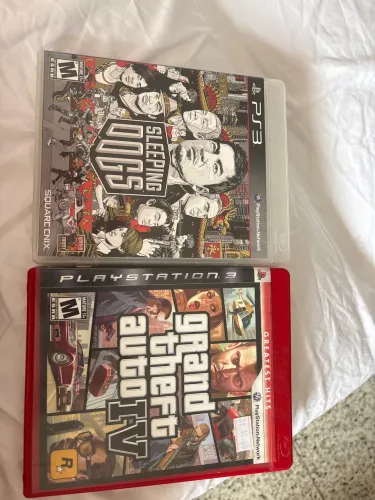 jogos Ps3 - GTA 4 e Sleeping dogs