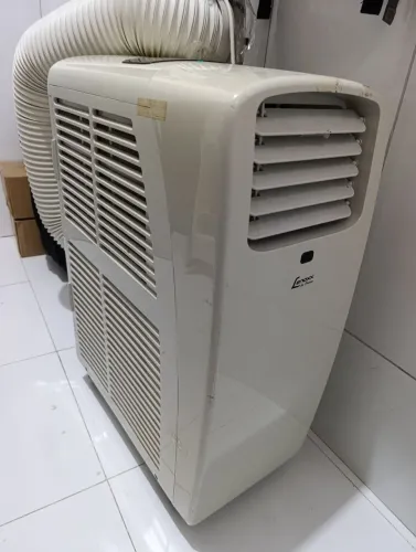 Ar condicionado portátil Lenoxx Ice Premium 11000 btus