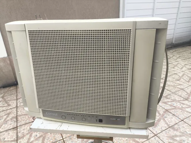 Ar condicionado janela 7500 220V