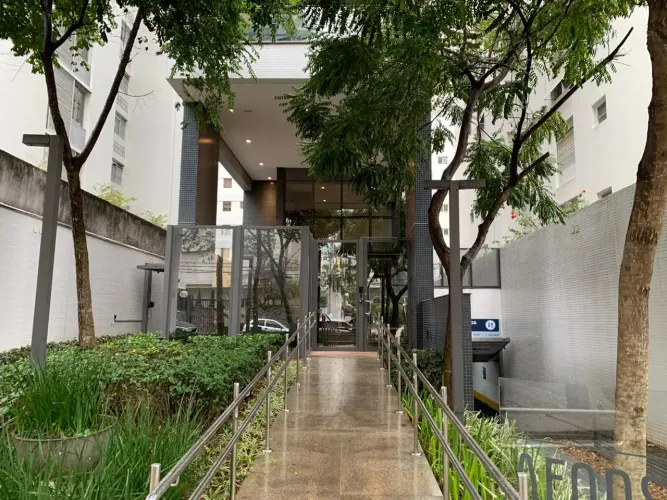 64 m² - PISO ELEVADO - AR CONDICIONADO - 2 BANHEIROS - 1 COPA - 2 VAGAS