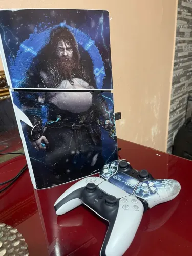VENDO PS5 com 2 CONTROLES