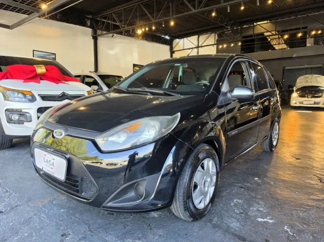 Ford Fiesta 1.0 Rocam SE Plus Hatch 8V Flex 4P Manual 2013