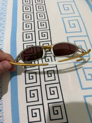 Juliete 24 k,diretamente dos Estados unidos,original!.troco por algo do meu enterre-se 