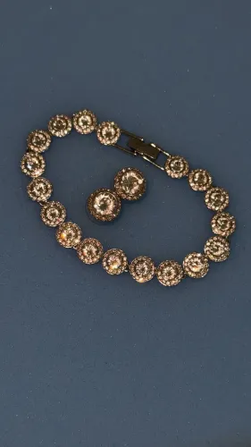 CONJUNTO BRINCO E PULSEIRA SWAROSKI