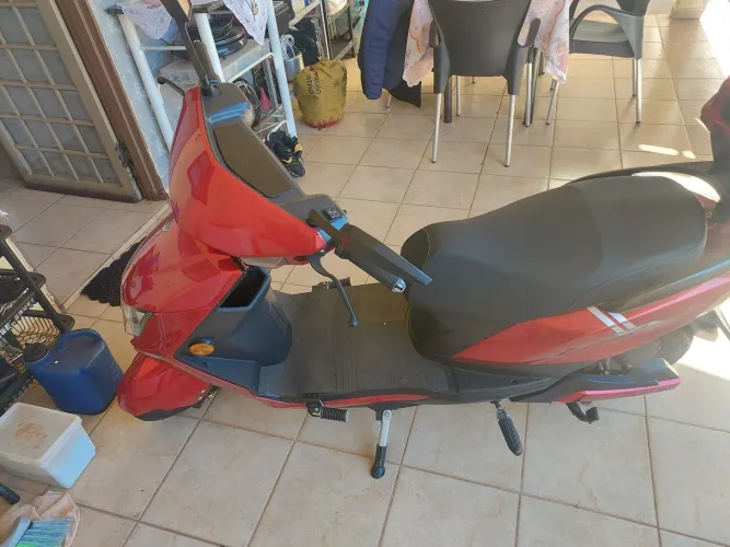 Scooter eletrica