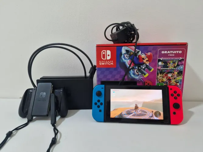 Nintendo Switch Desbloqueado + MicroSD 256GB