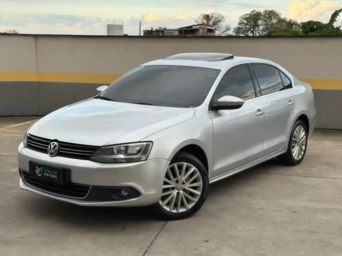 Volkswagen Jetta Highline 2.0 TSI 16V 4P Tiptronic 2012