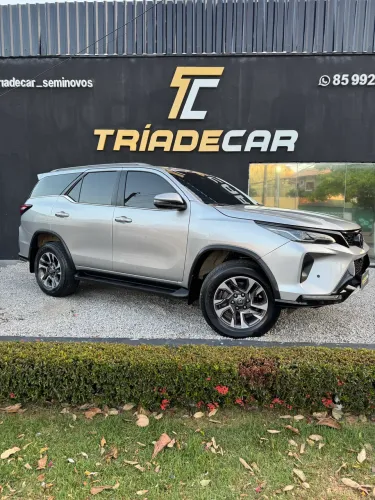 Toyota Hilux SW4 SRX 4X4 2.8 TDI 16V Dies. Aut. 2022
