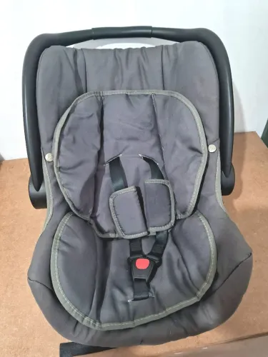 Vende-se bebê conforto galzerano