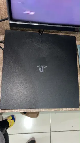 PlayStation 4 Pro, 1 Tb