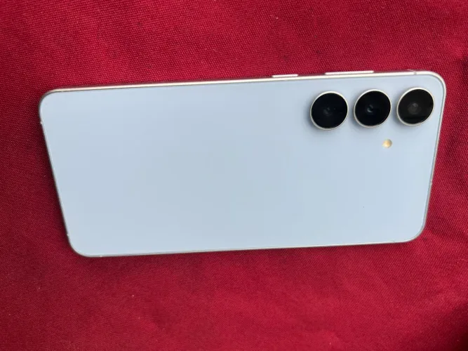 SAMSUNG S25 FE (OPORTUNIDADE)