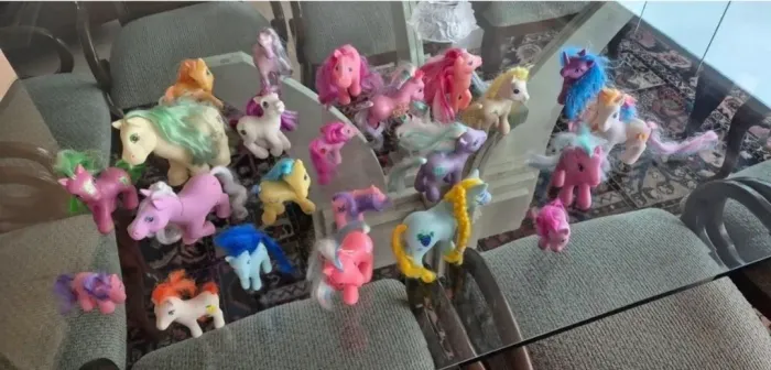 LITTLE PONEY COLEÇÃO  26 peças 